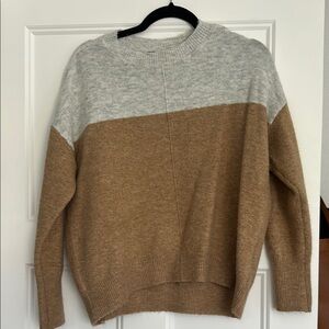 Vince Camuto Sweater